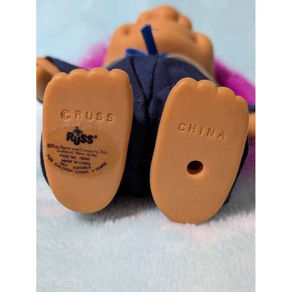 Vintage Russ Troll Doll – Sailor Outfit – Pink Hair – Item #18340 – 1990s - Picture 3 of 3